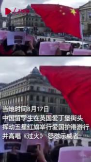 我今年21岁。我爸给我买房子60万只给我首付25万剩下让我自己还房贷。我也是醉了。我爸游戏画面